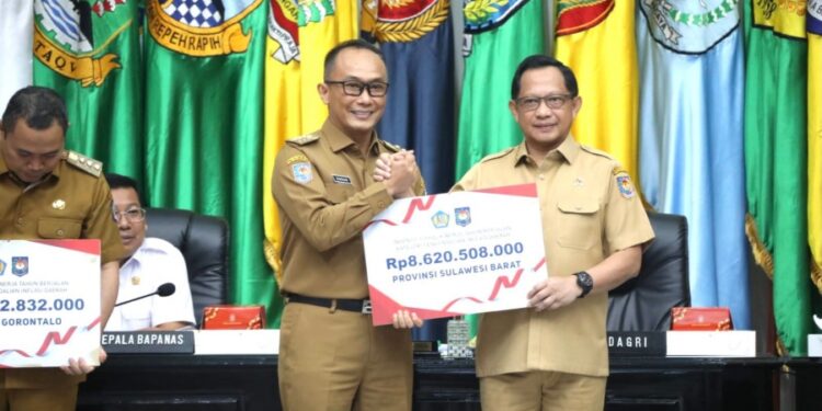 7 Bulan Bersama Pj Gubernur Sulbar Prof Zudan, Pemprov Sulbar Dapat 23 Prestasi