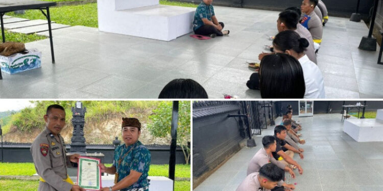 Binrohtal di Pura Penataran Mandala Giri Polda Sulbar: Wujud Sinergi dan Penguatan Spiritualitas