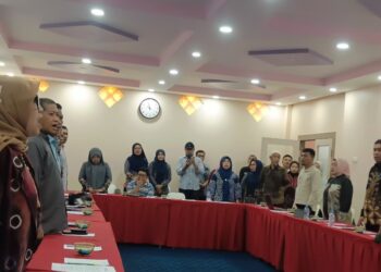 Sekretariat DPRD Sulbar Kolaborasi LPPM Unhas Gelar FGD Penyusunan Naskah Akademik Kesejahteraan Sosial