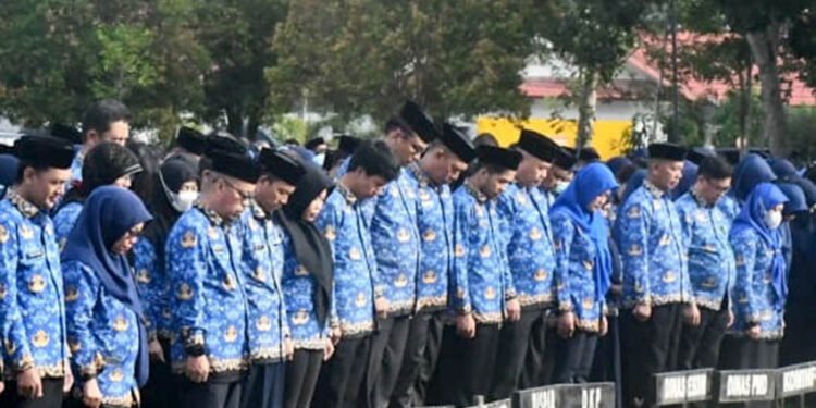 Pemprov Sulbar Tetapkan Pejabat dan Layanan Publik Tetap WFO Saat WFH Jumat